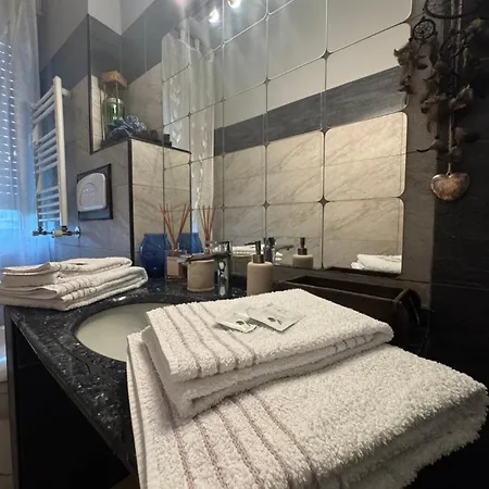 San Siro Margot & Fiera Апартаменты *